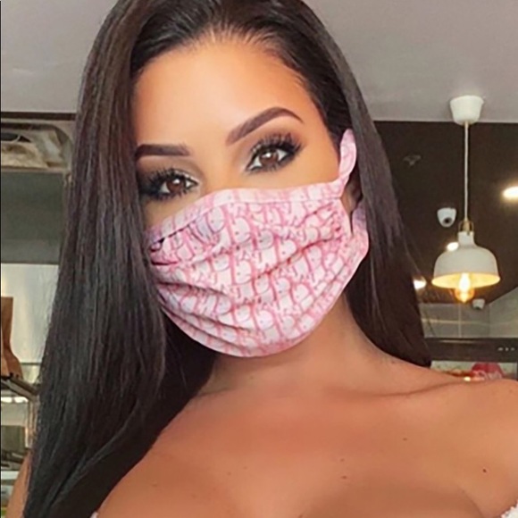 Face Mask 🌸 - Picture 2 of 3